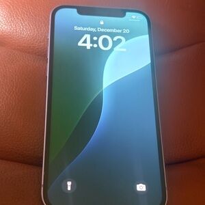 Smartphone IPHONE 12 with 128GB Storage(UNLOCKED)